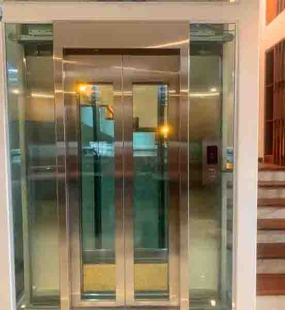 Cửa tầng tháng máy E60