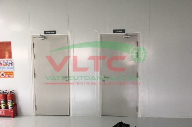 Cửa thép chống cháy EI70